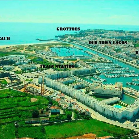 דירה Marina View In Town Center Sea View