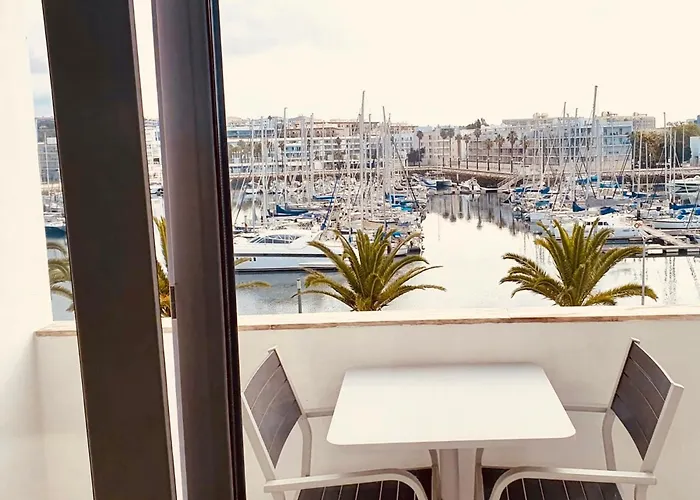 Marina View In Town Center Sea View