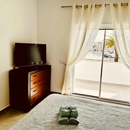 Marina View In Town Center Sea View Апартаменты Лагуш